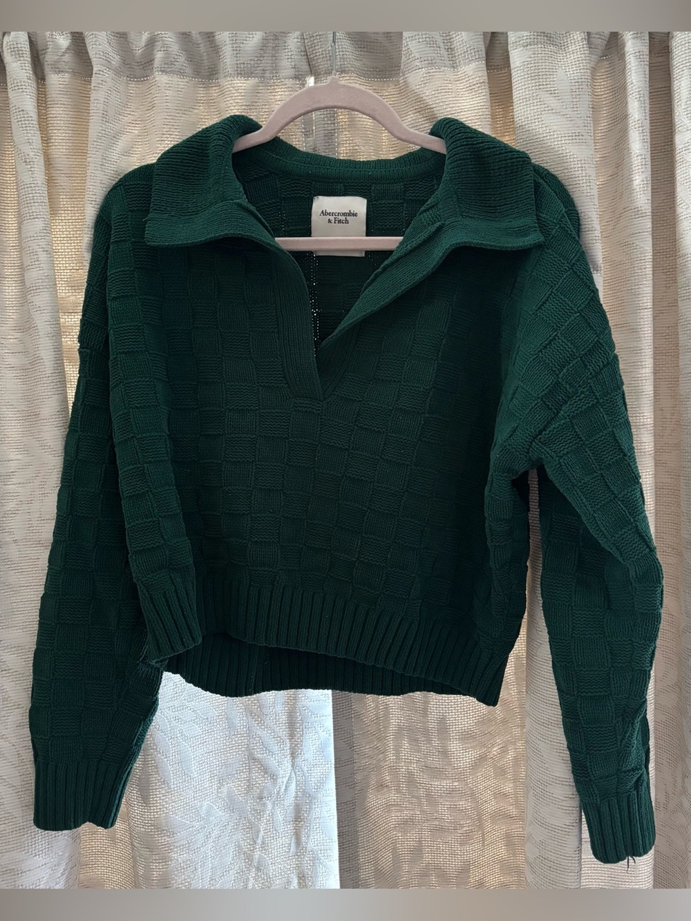Abercrombie Women’s Sweater - Picture 3 of 3